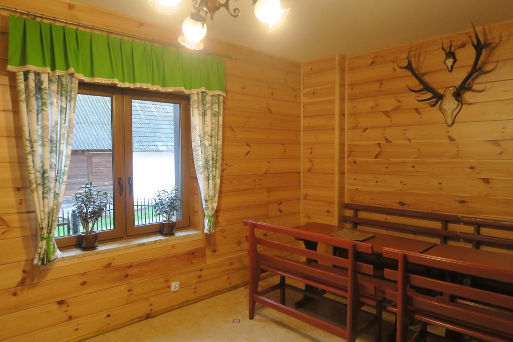 Cztery Pory Roku Pension Białowieża Buitenkant foto