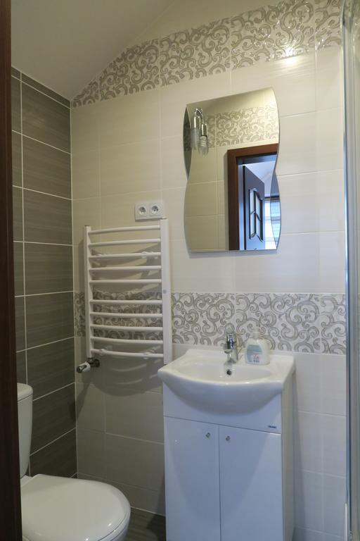 Cztery Pory Roku Pension Białowieża Kamer foto