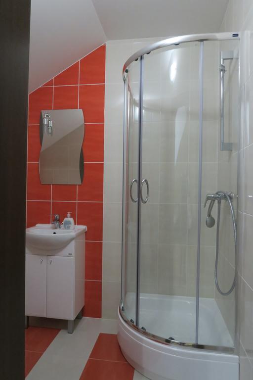 Cztery Pory Roku Pension Białowieża Kamer foto