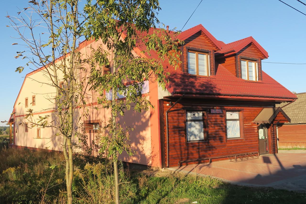 Cztery Pory Roku Pension Białowieża Buitenkant foto